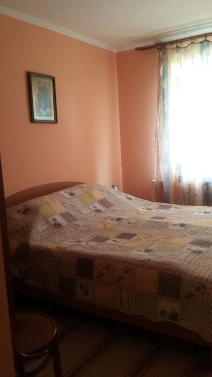 Cserkei Nyaralo Cserkeszőlő Екстериор снимка